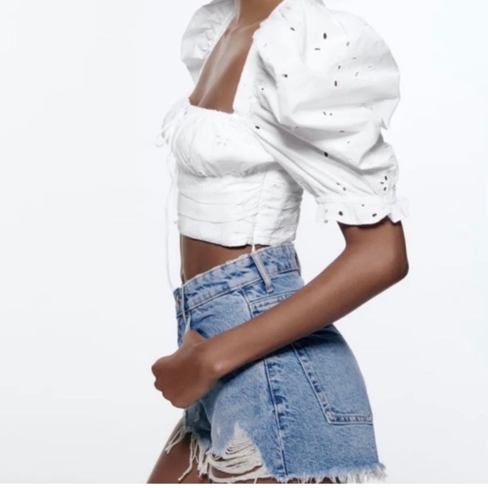 New ZARA white puff sleeve crop top